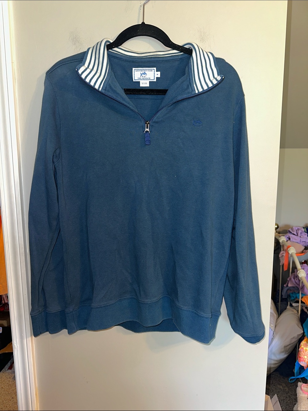 Southern Tide Medium The Skipjack blue quarter zip with striped inside collar